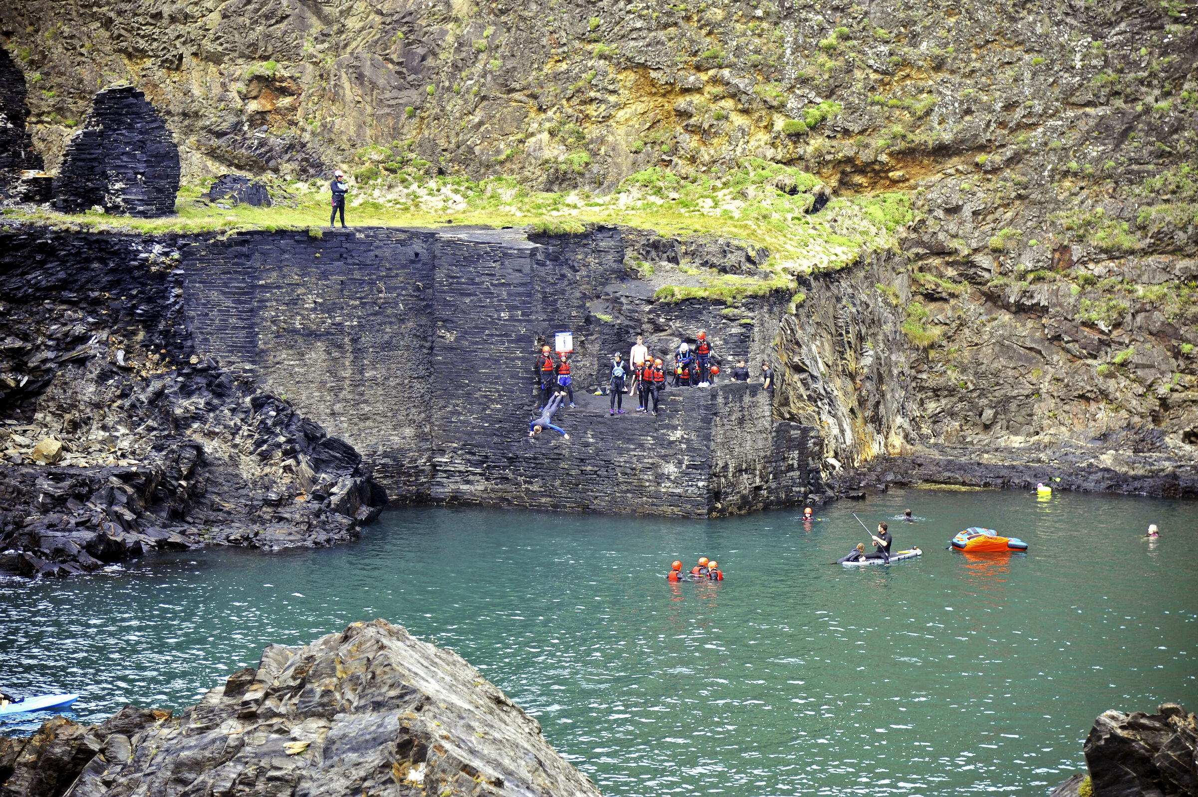 wales – blue lagoon – abereiddi (03)
