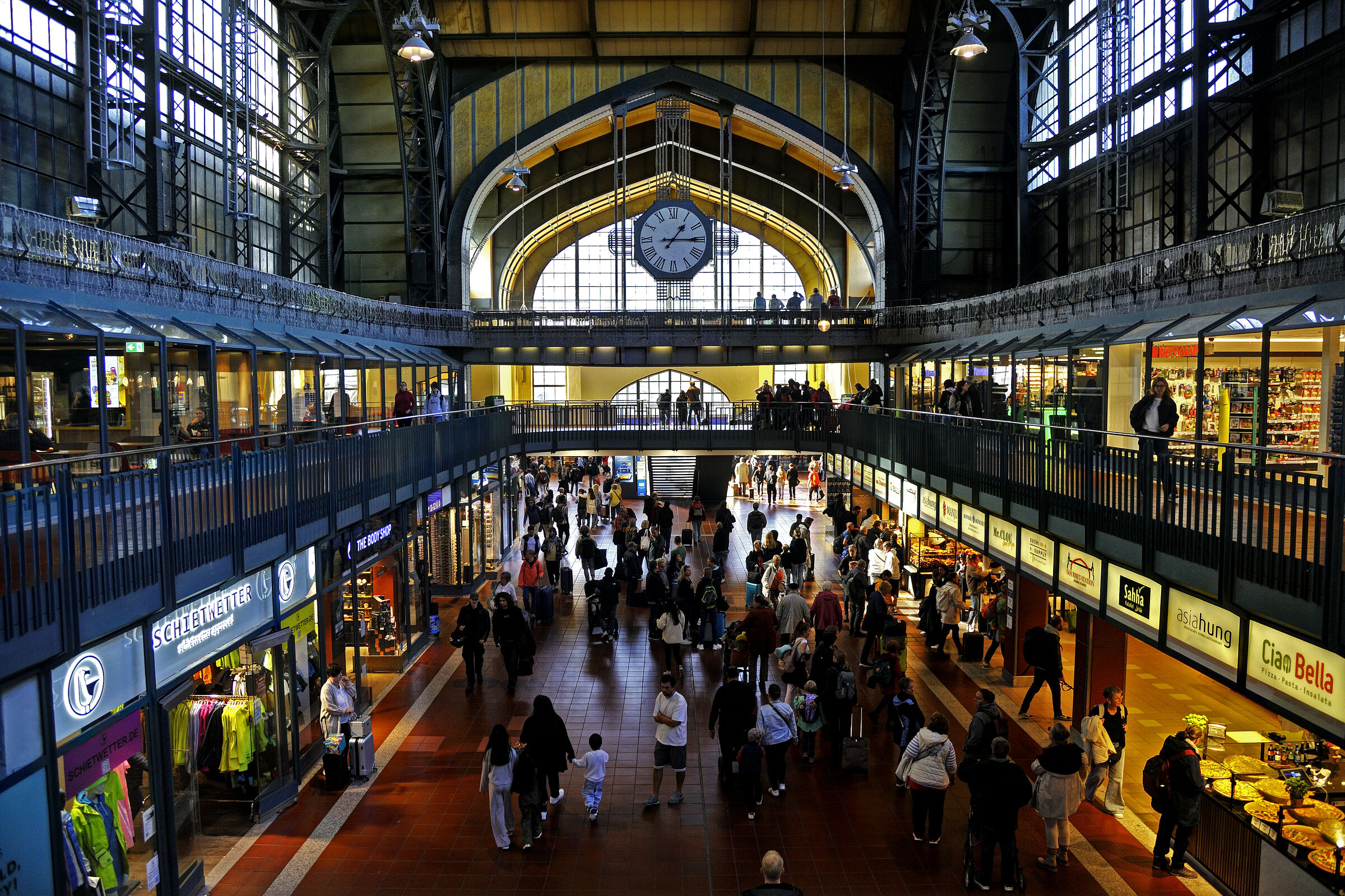hamburg hauptbahnhof (01)