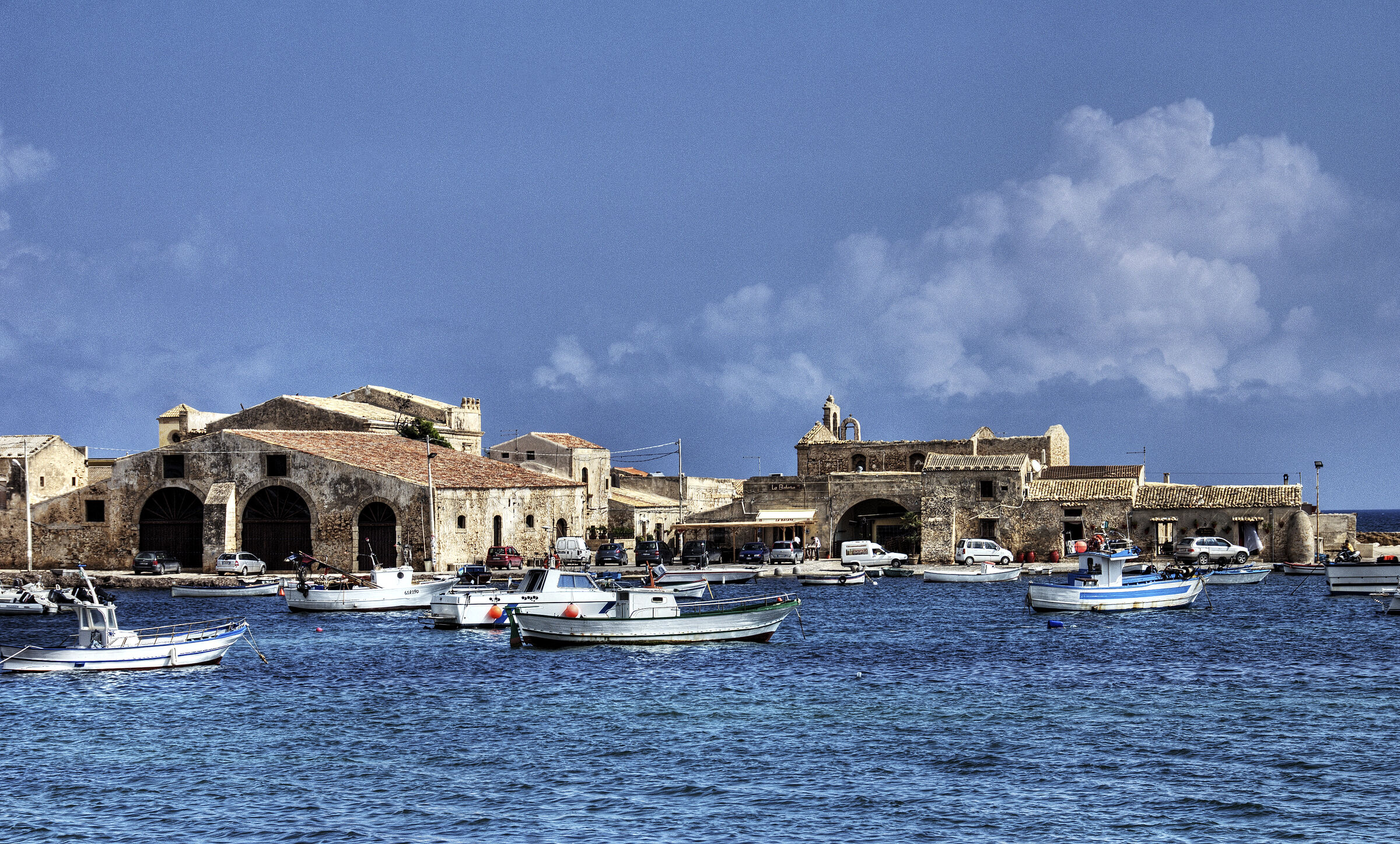 sizilien (30) - marzamemi - über der bucht teil 2