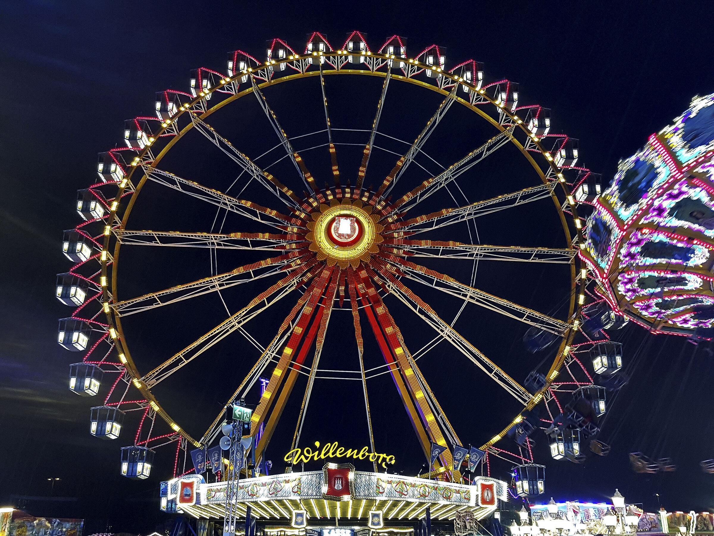 Neu auf meiner Website: Bilder vom Hamburger Dom im Winter