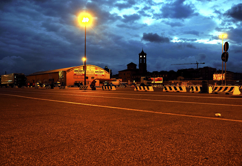 italien - livorno - stauraum