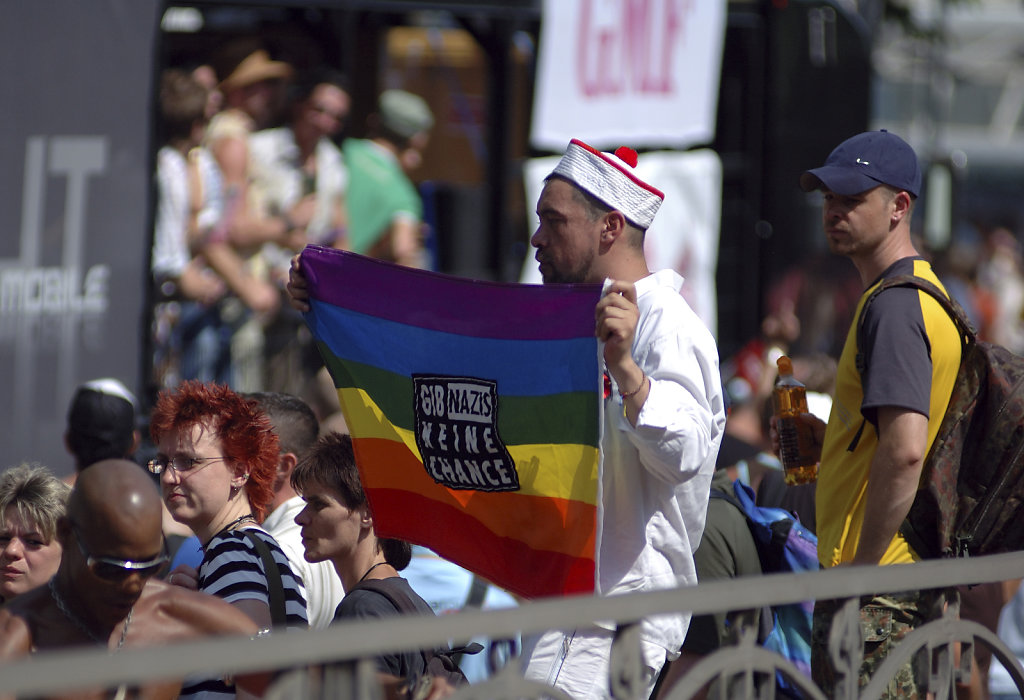 berlin csd 2006 -  gib nazis keine chance