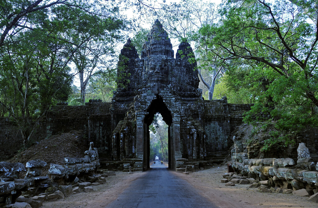 kambodscha - tempel von anghor - angkor thom - terrasse der elef