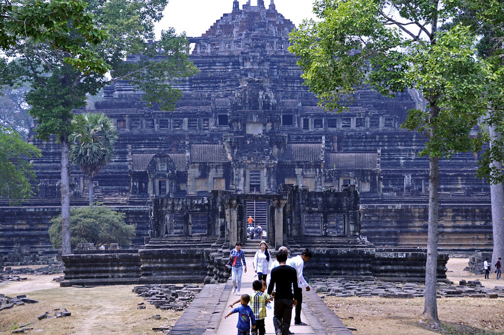 kambodscha - tempel von anghor - angkor thom - baphuon (02)