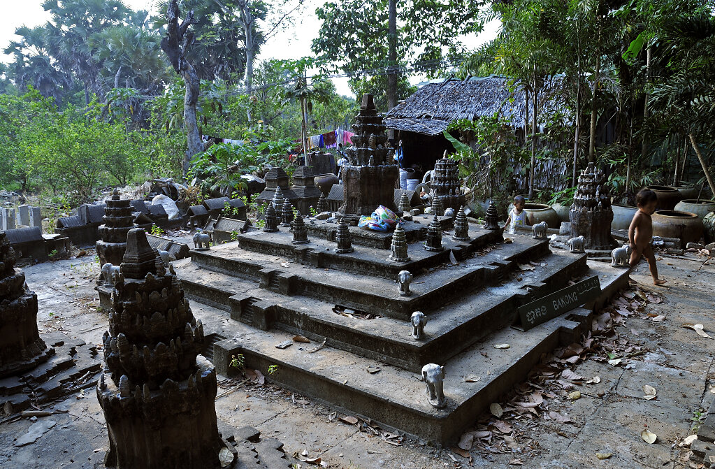 kambodscha - tempel von anghor - unterwegs (13)