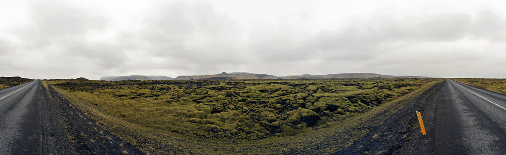 island - mossy lavafelder (10) - teilpanorama