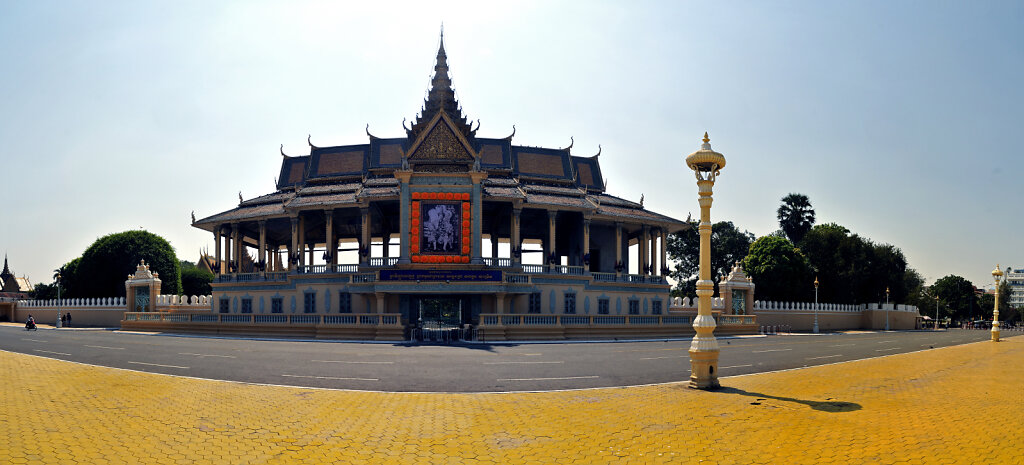 phnom penh -  am fluss (16) - teilpanorama