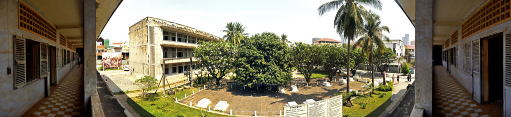 phnom penh -   tuol sleng  (09) - teilpanorama 180° 