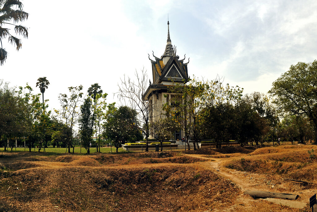 phnom penh -   killing fields choeung ek (07) -  teilpanorama