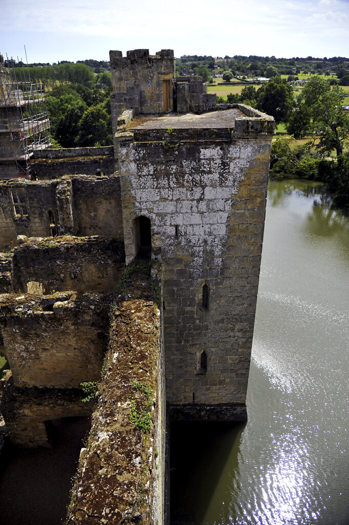england – bodiam castle (05)
