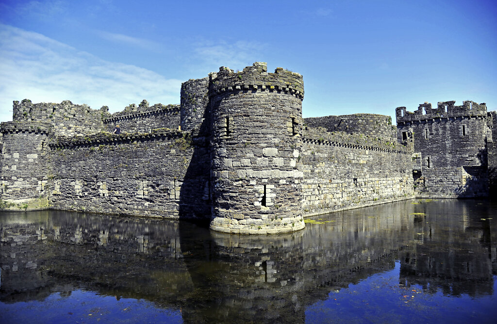 wales – beaumaris castle (01)