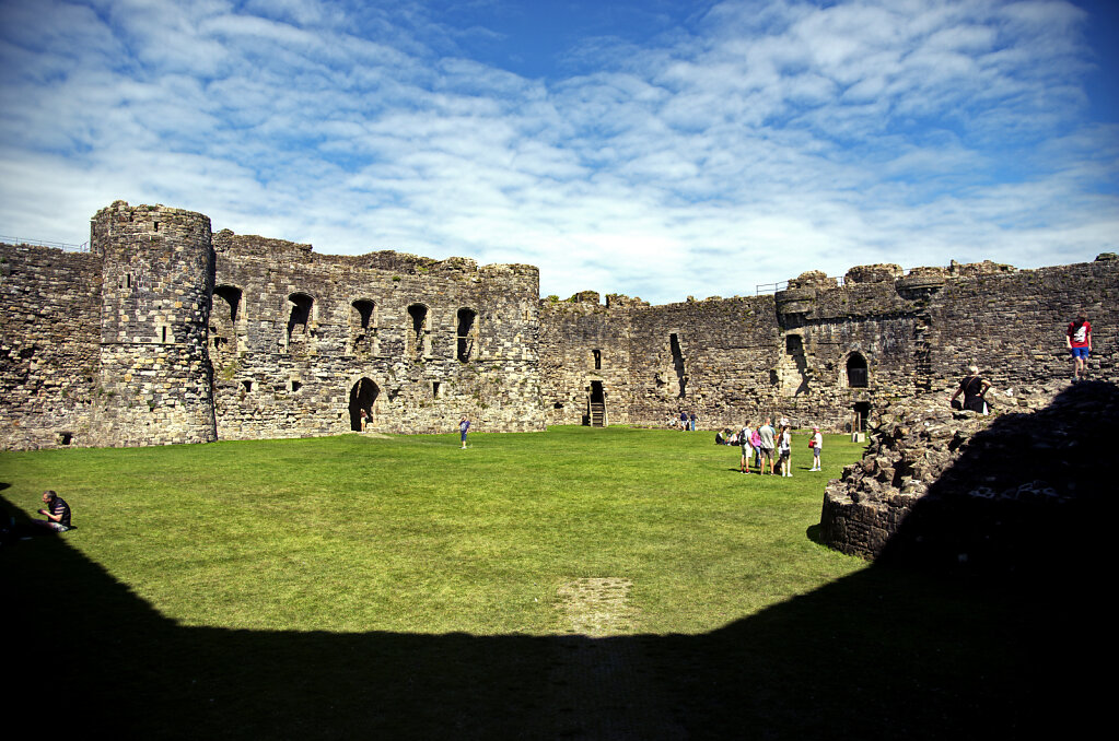 wales – beaumaris castle (11)